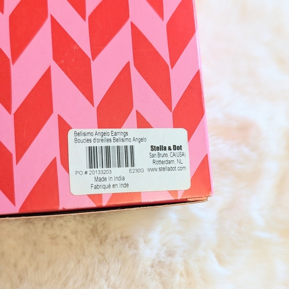 Stella & Dot Bellisimo Angelo Earrings - Picture 2 of 3